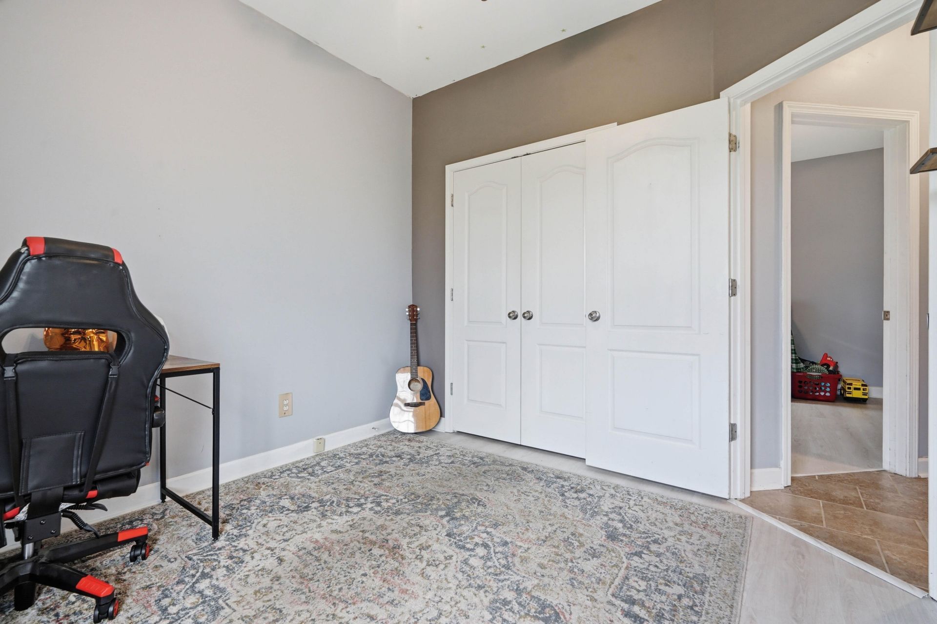 2078 Clipstone Drive Photo 10