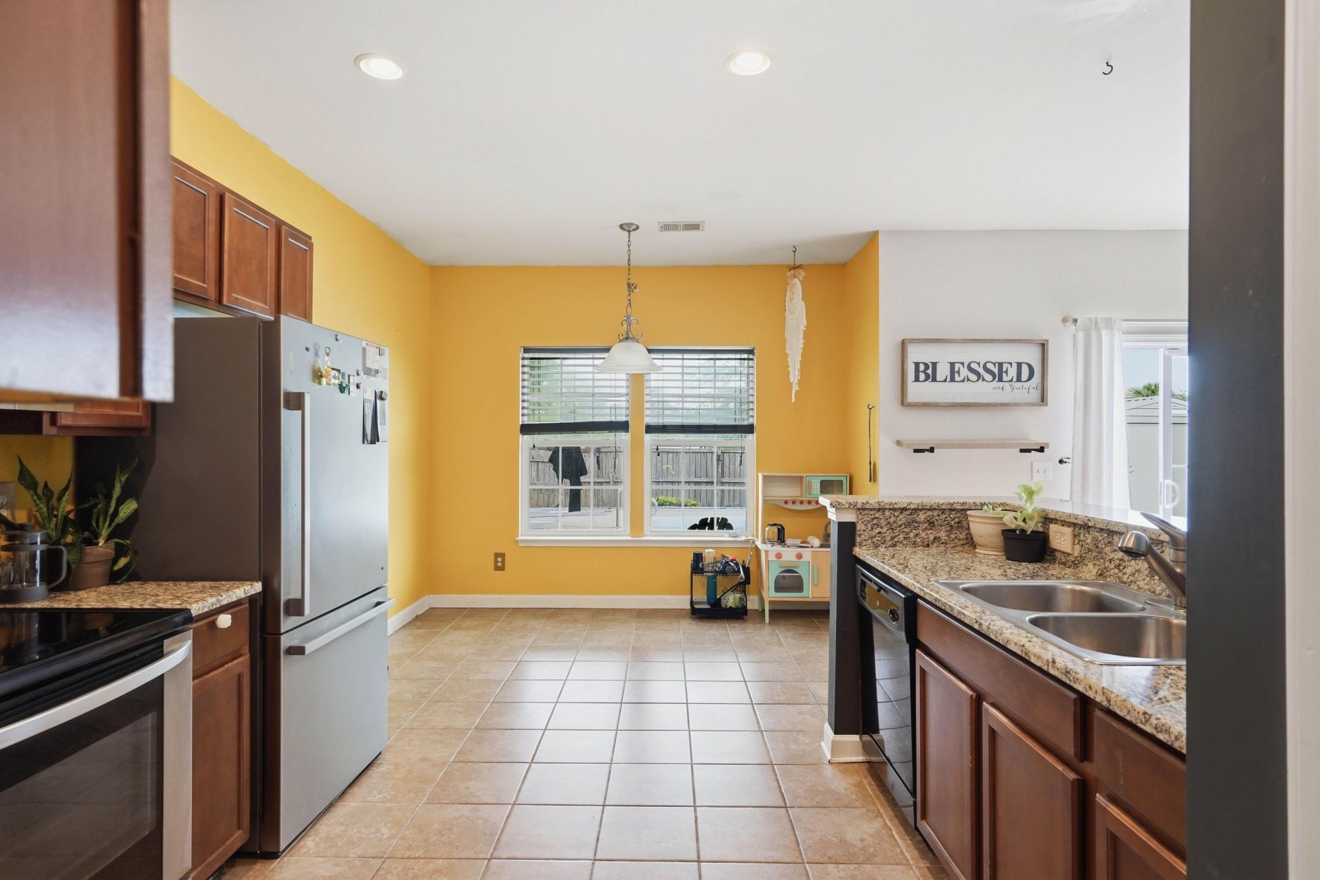 2078 Clipstone Drive Photo 16