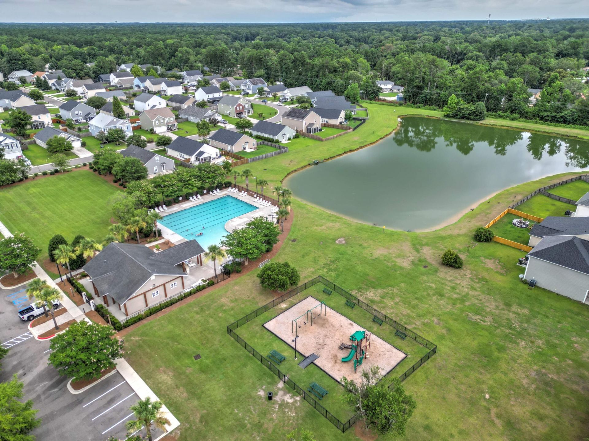 2078 Clipstone Drive Photo 34