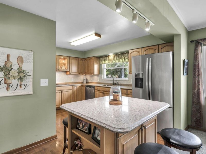 2052 Haviland Road , Columbus, OH 43220 Photo 20
