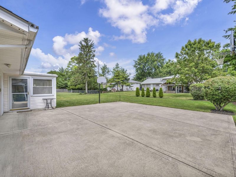 2052 Haviland Road , Columbus, OH 43220 Photo 34