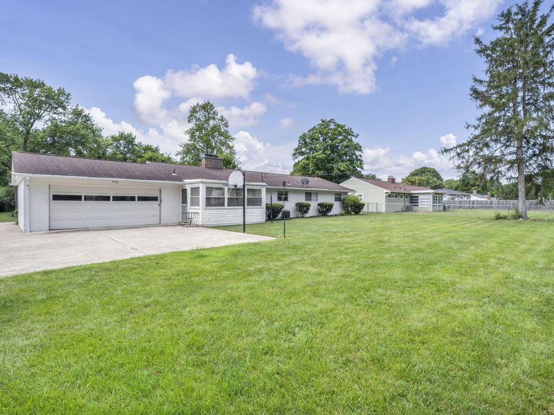 2052 Haviland Road , Columbus, OH 43220 Photo 36