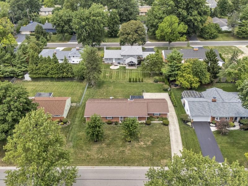 2052 Haviland Road , Columbus, OH 43220 Photo 42