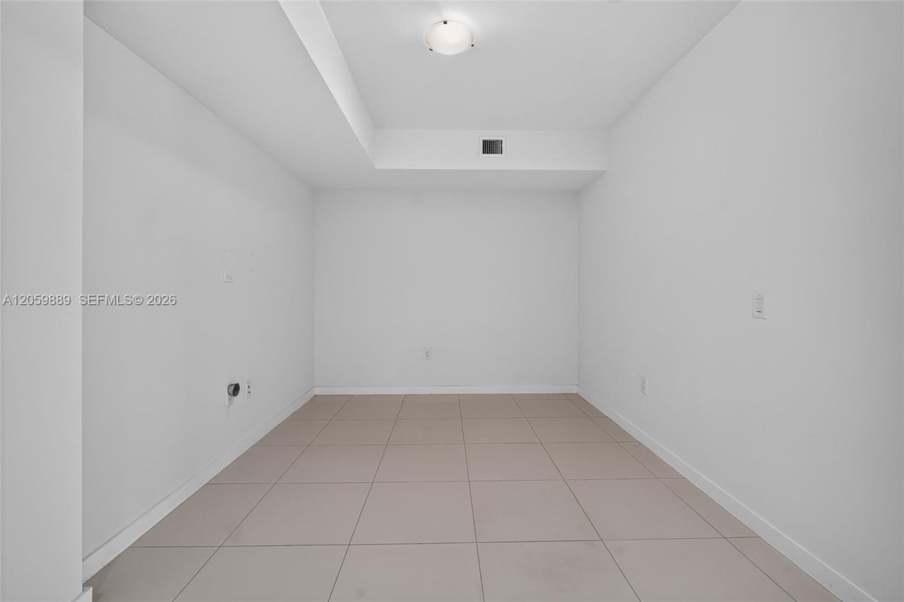7751 NW 107th Ave , Unit 209, Doral, FL 33178 Photo