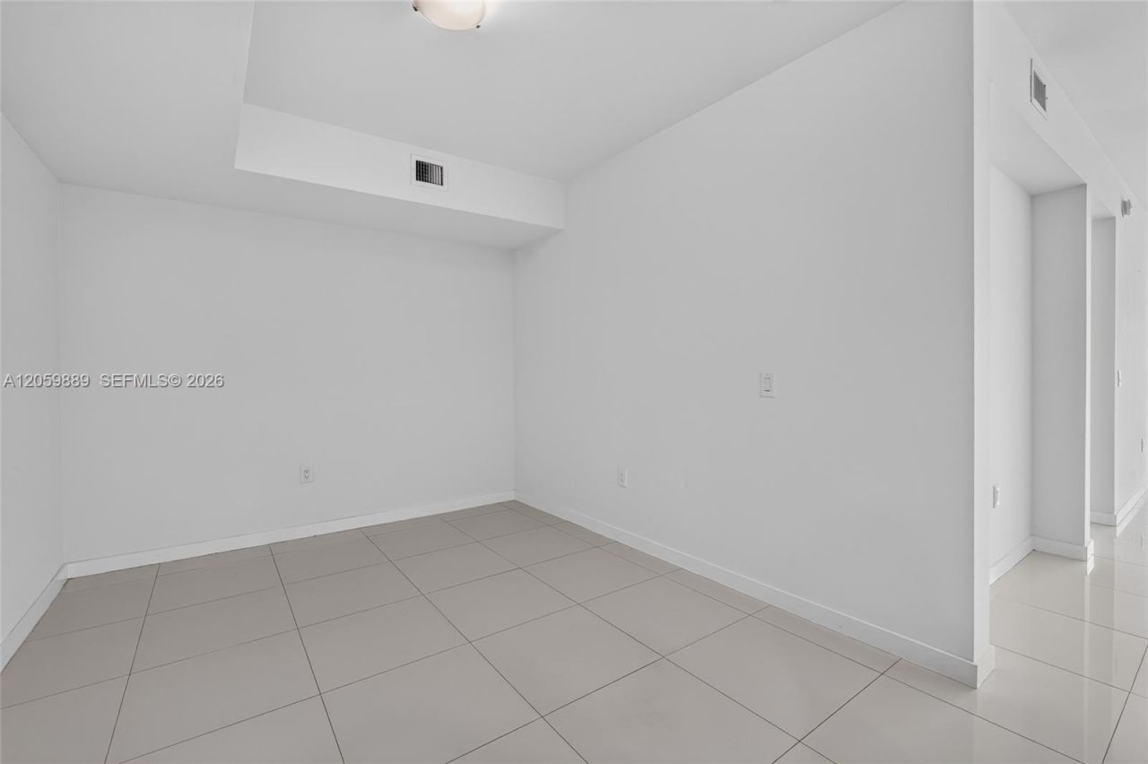 7751 NW 107th Ave , Unit 209, Doral, FL 33178 Photo