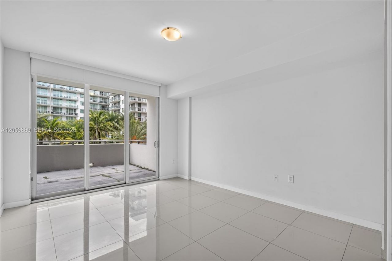 7751 NW 107th Ave , Unit 209, Doral, FL 33178 Photo
