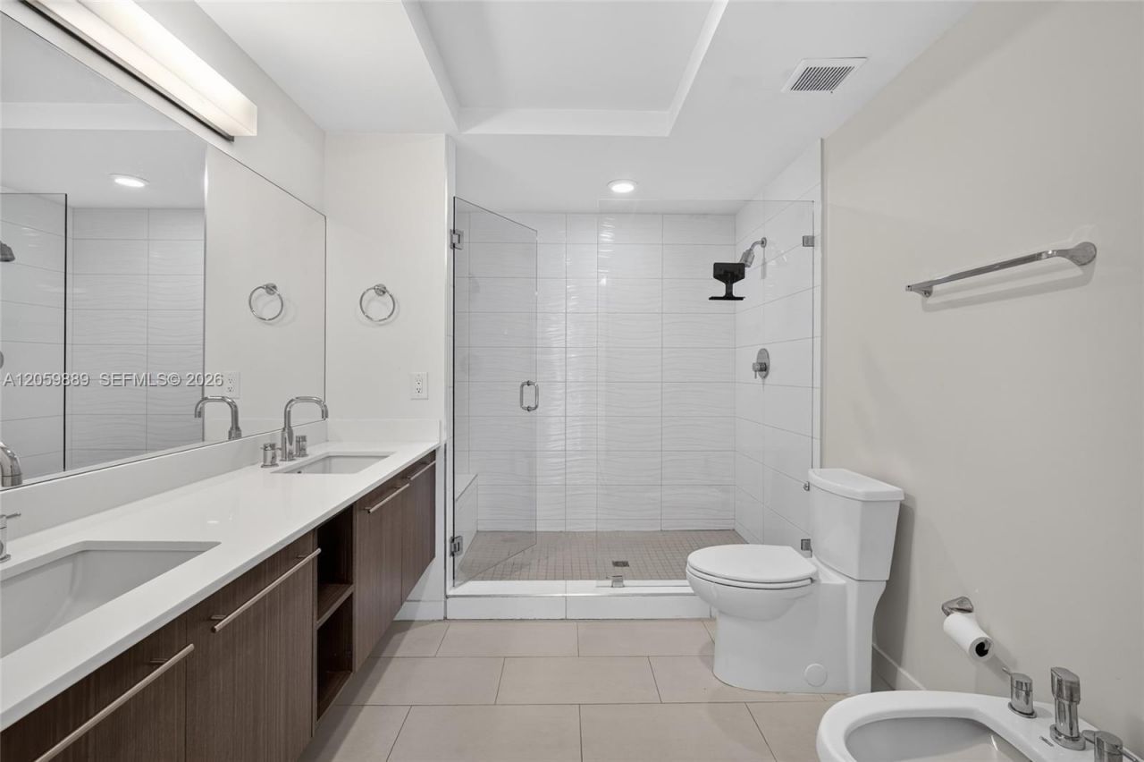 7751 NW 107th Ave , Unit 209, Doral, FL 33178 Photo
