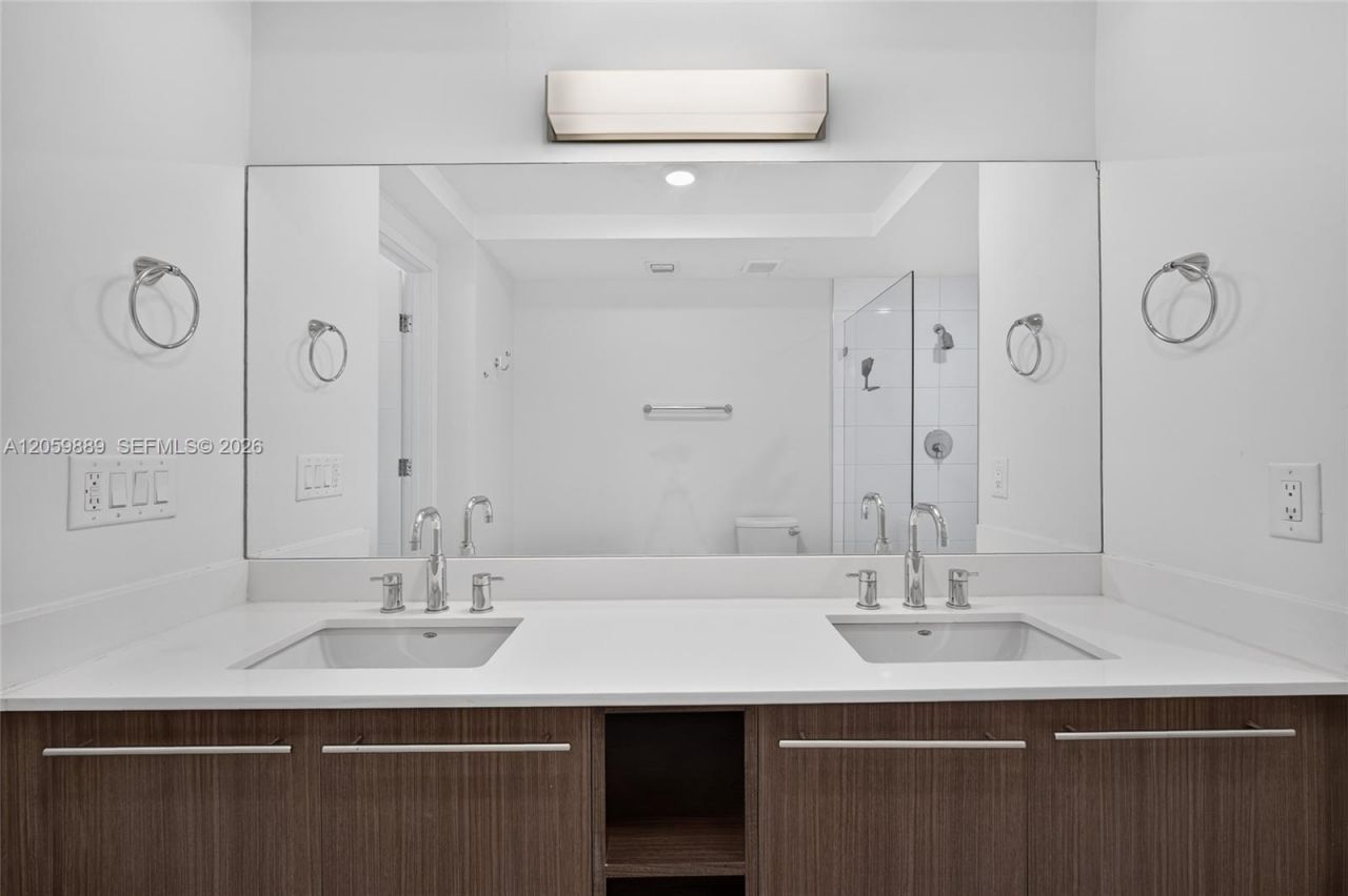7751 NW 107th Ave , Unit 209, Doral, FL 33178 Photo