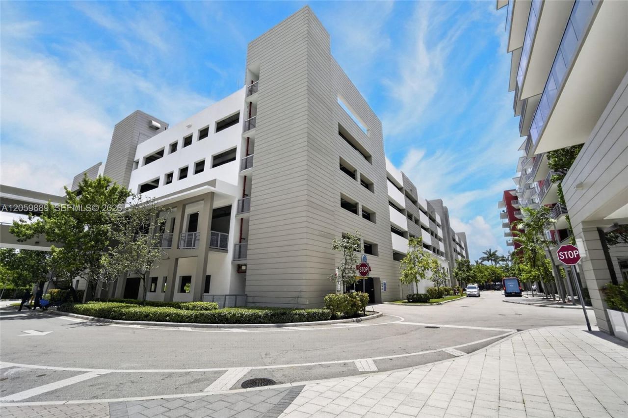 7751 NW 107th Ave , Unit 209, Doral, FL 33178 Photo