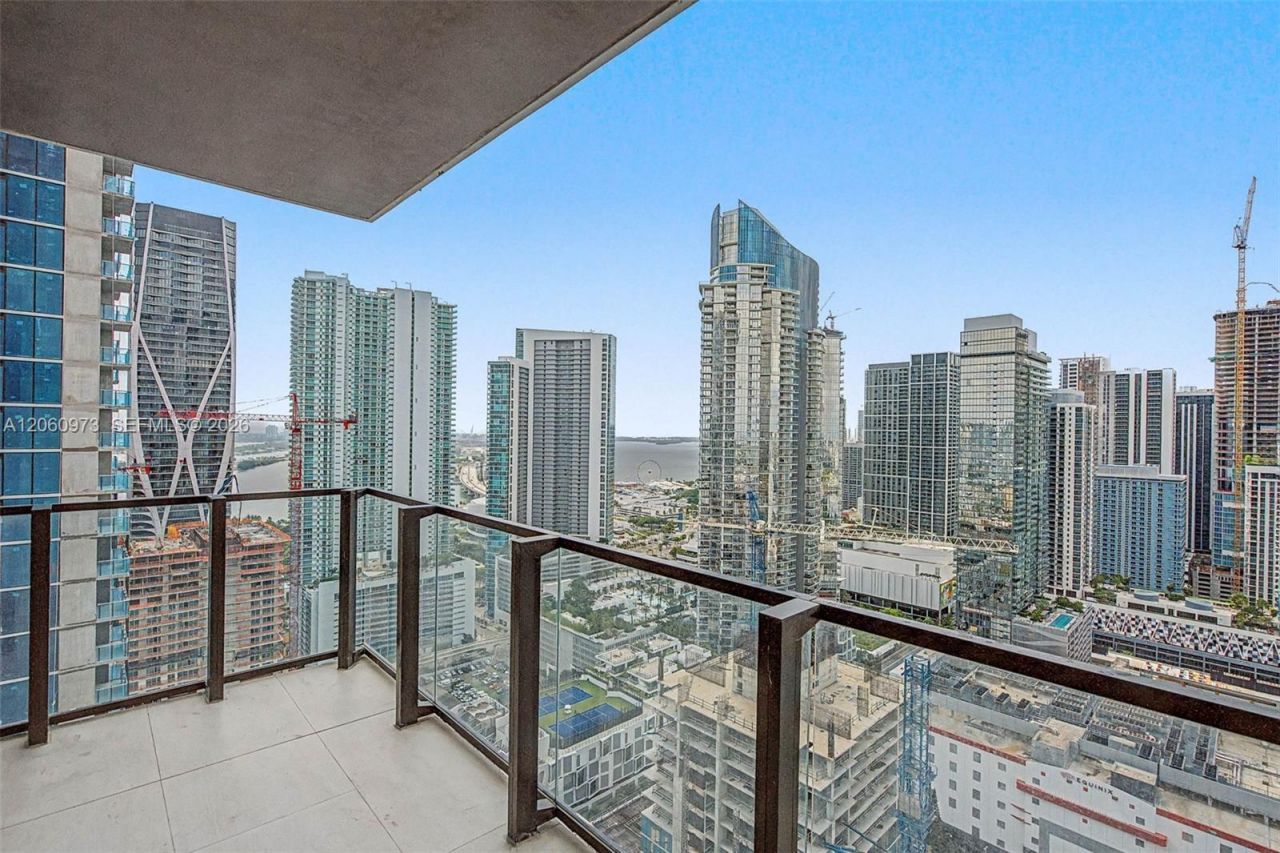 20 NE 11th St, Unit 3808, Miami, FL 33132 Photo