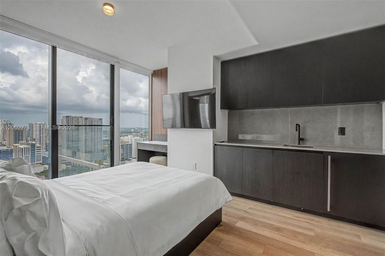 20 NE 11th St, Unit 3808, Miami, FL 33132 Photo