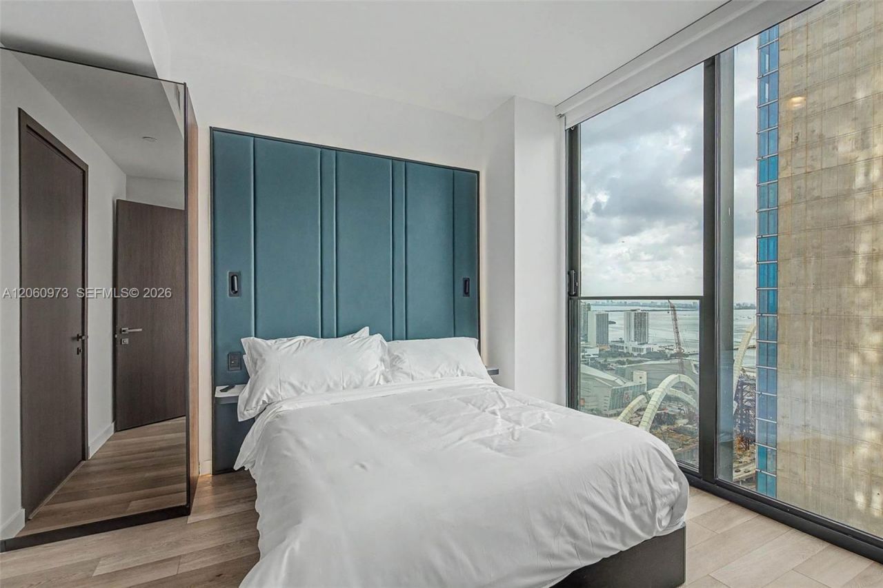 20 NE 11th St, Unit 3808, Miami, FL 33132 Photo