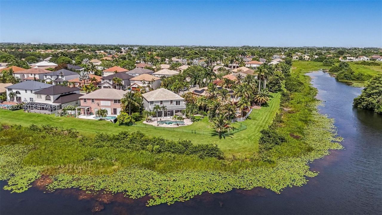 694 SW 168th Way , Pembroke Pines, FL 33027 Photo
