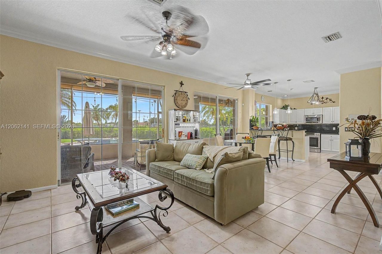 694 SW 168th Way , Pembroke Pines, FL 33027 Photo