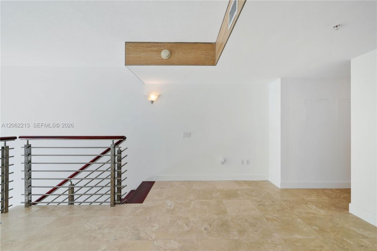 41 SE 5th St , Unit 906, Miami, FL 33131 Photo