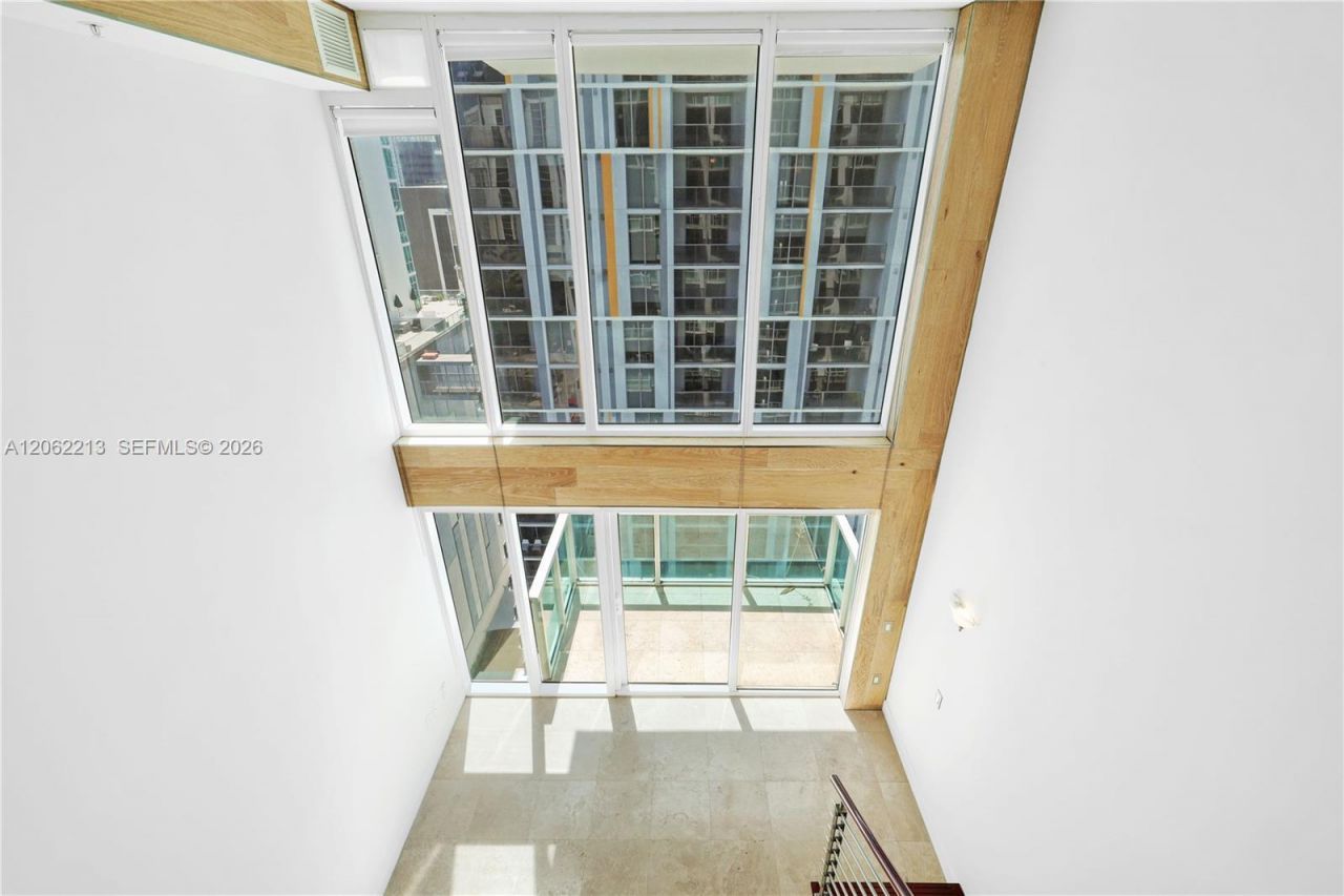 41 SE 5th St , Unit 906, Miami, FL 33131 Photo