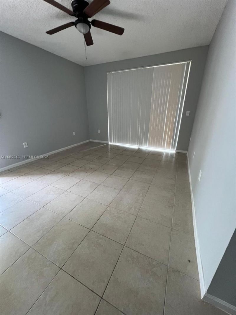 8020 N Nob Hill Rd , Unit 102, Tamarac, FL 33321 Photo