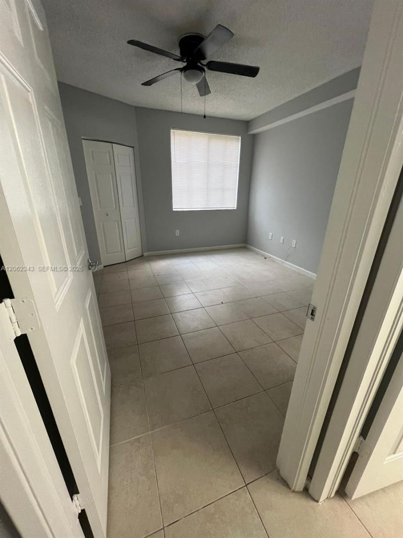 8020 N Nob Hill Rd , Unit 102, Tamarac, FL 33321 Photo