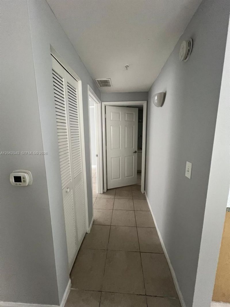 8020 N Nob Hill Rd , Unit 102, Tamarac, FL 33321 Photo