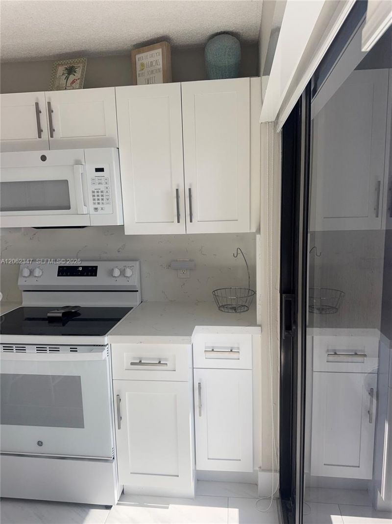 3215 N Ocean Dr , Unit 502, Hollywood, FL 33019 Photo