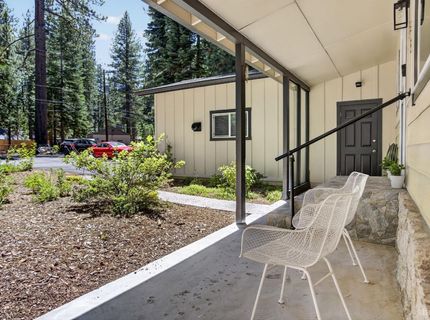 1875 10th Street, South Lake Tahoe, CA 96150 Photo