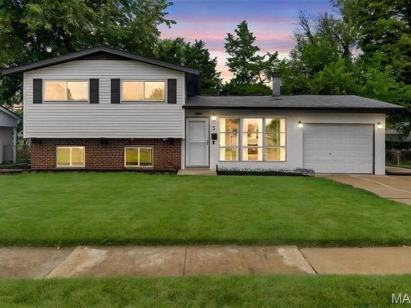 5 Sunridge Lane, Florissant, MO 63031