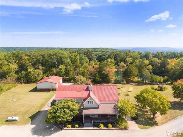 507 Leach Branch Road , Hermann, MO 65041
