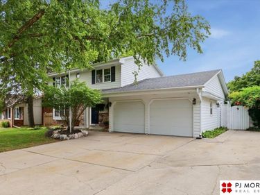 4012 N 95th Street, Omaha, NE 68134