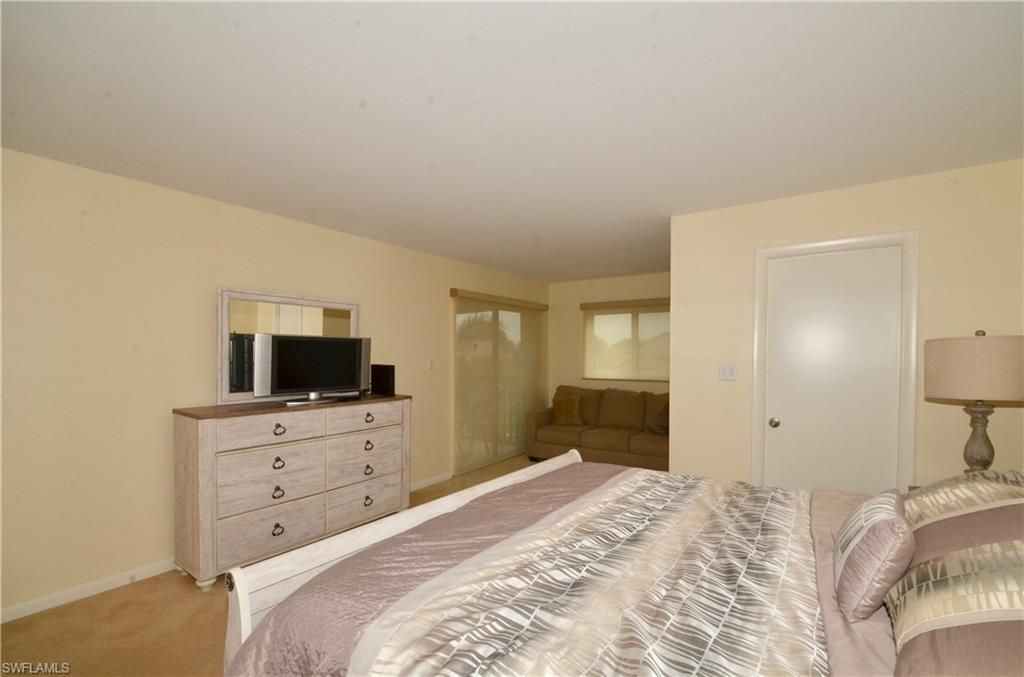 555 Park Shore Dr , Unit B-309, Naples, FL 34103 Photo