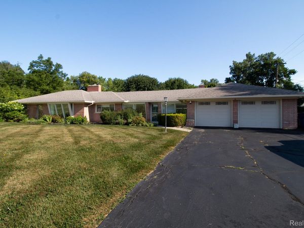 42046 Woodbrook Drive, Canton Township, Mi 48188