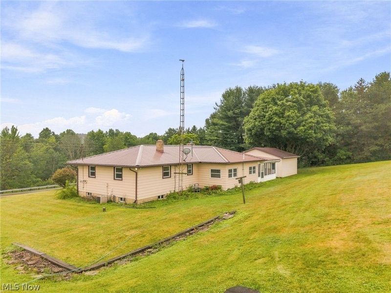 26142 US Route 30, East Rochester, OH 44625 Photo 31