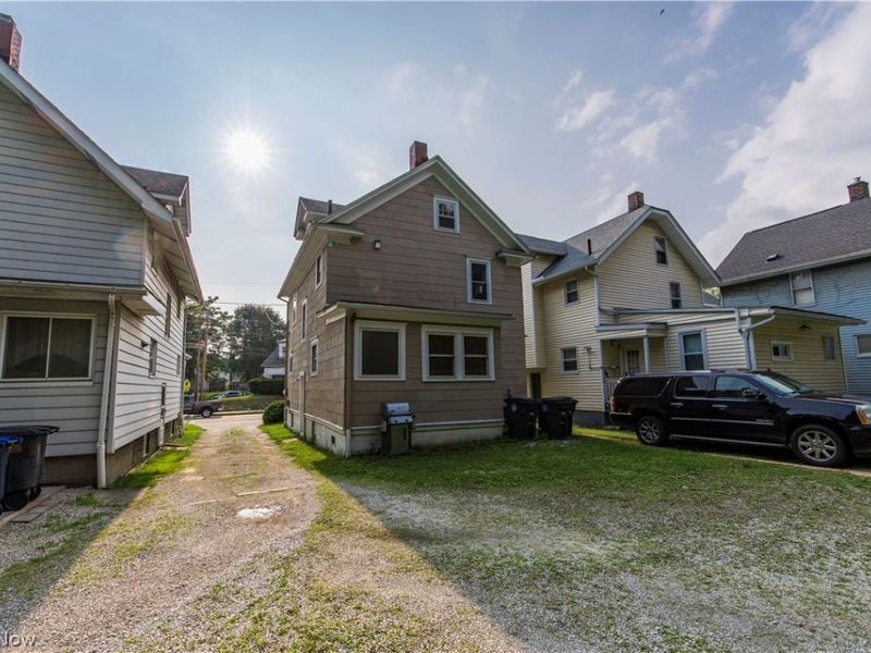 273 S Portage Path, Akron, OH 44302 Photo 37