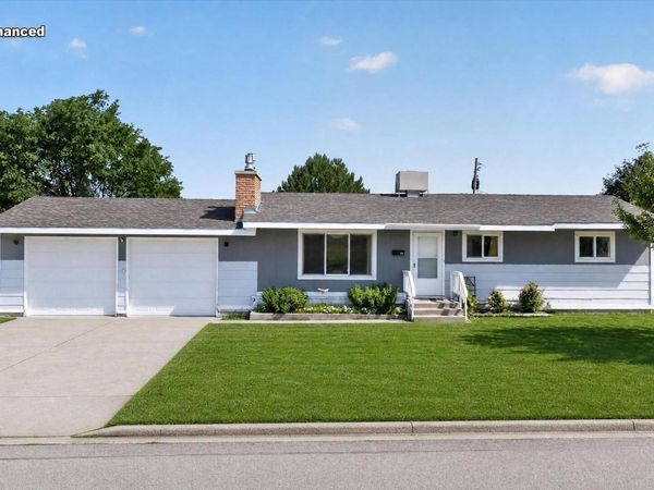 860 Teton Avenue, American Falls, ID 83211