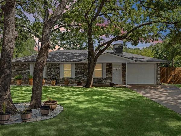 1702 Saddle Road, Granbury, TX 76049