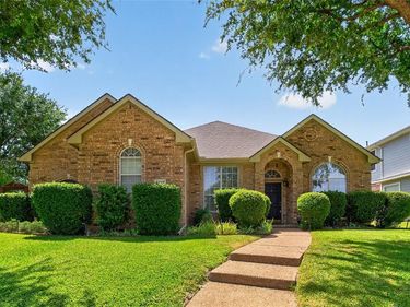 6777 Gatewick Drive, Frisco, TX 75035