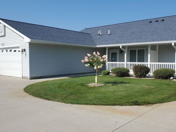 2250 Rosewood Drive, Mt Pleasant, MI 48858