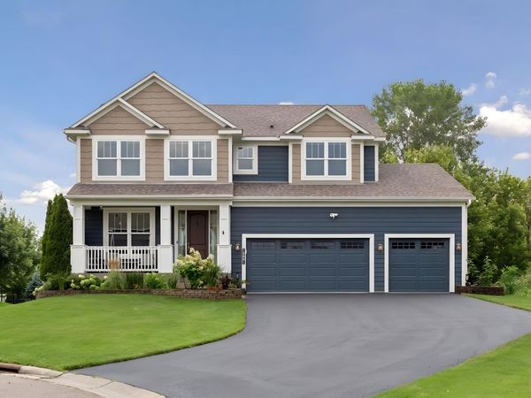 18001 Gleaming Court, Lakeville, MN 55044