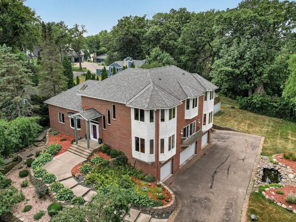2300 Bantas Point Road , Wayzata, MN 55391
