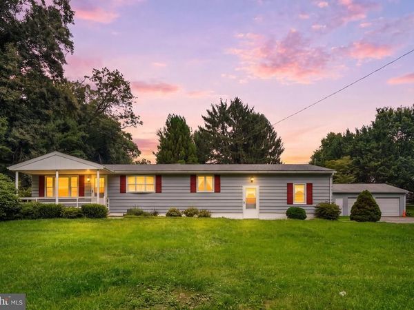 13079 CENTER ROAD , STEWARTSTOWN, PA 17363