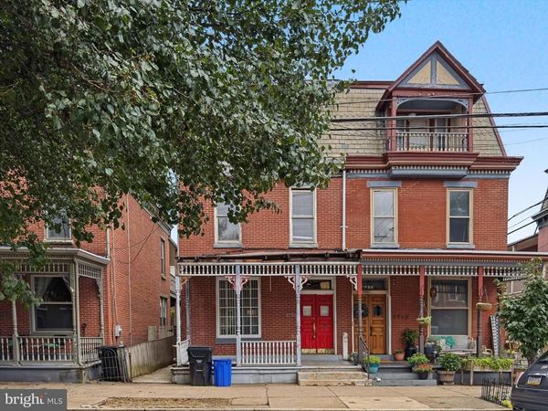 1715 GREEN STREET, HARRISBURG, PA 17102