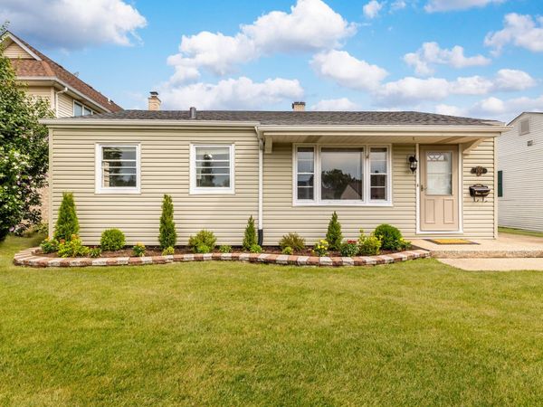 8708 44th Place, Lyons, IL 60534