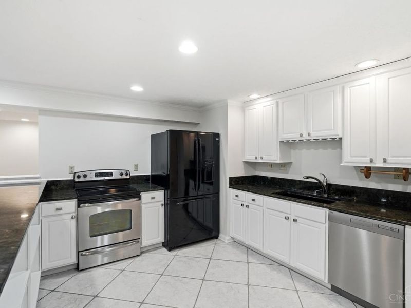2780 Walsh Road, Cincinnati, OH 45208 Photo 56