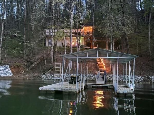 136 Highland Court , Martin, GA 30557