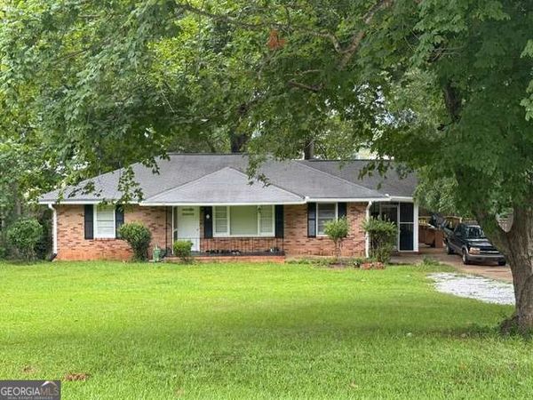 872 Brentwood Drive SW, Mableton, GA 30126