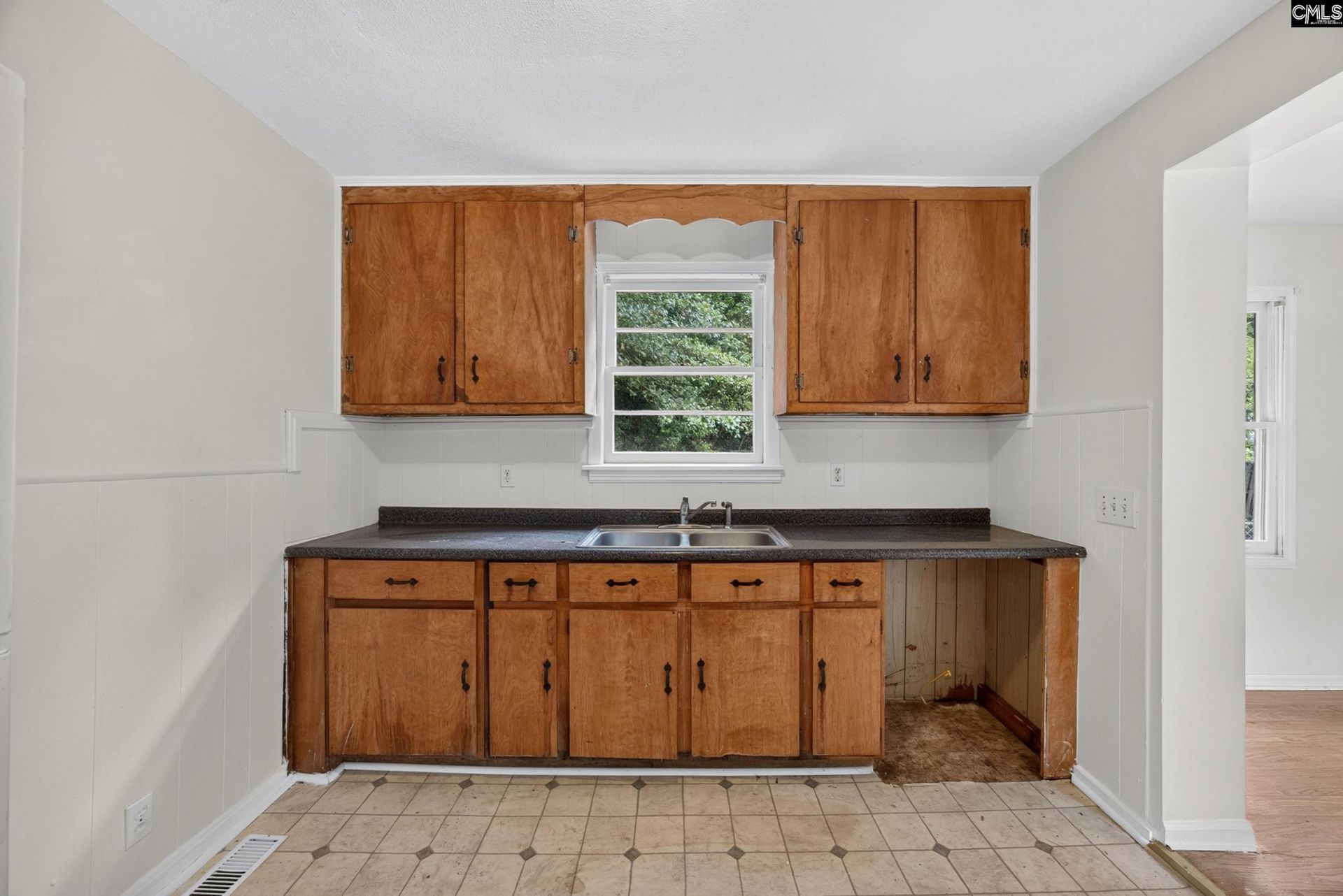 7535 Tyson Street  Photo 9