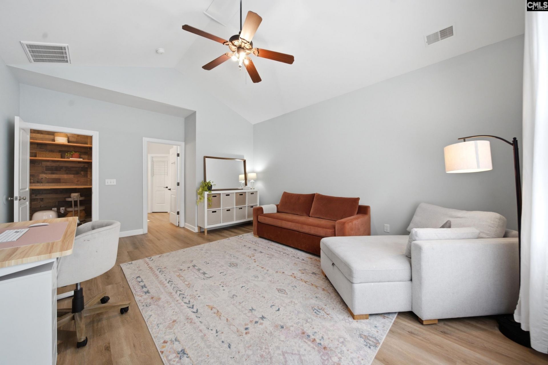 229 Woodleigh Park Drive  Photo 17