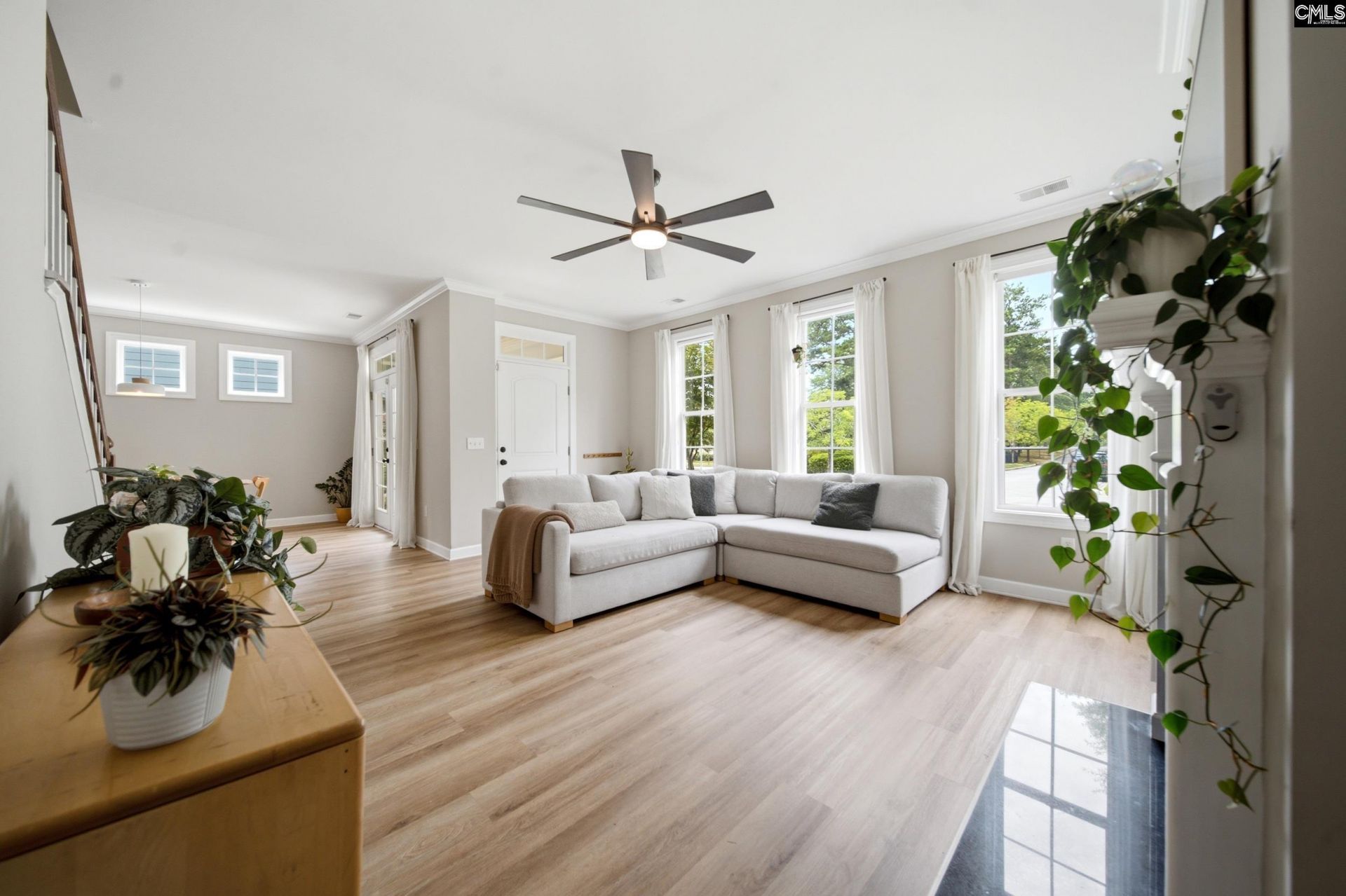 229 Woodleigh Park Drive  Photo 5