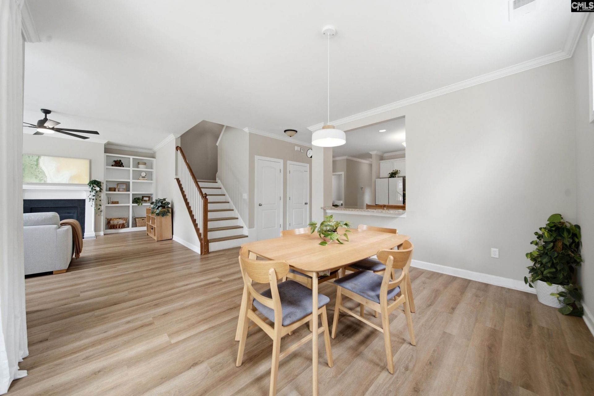 229 Woodleigh Park Drive  Photo 6