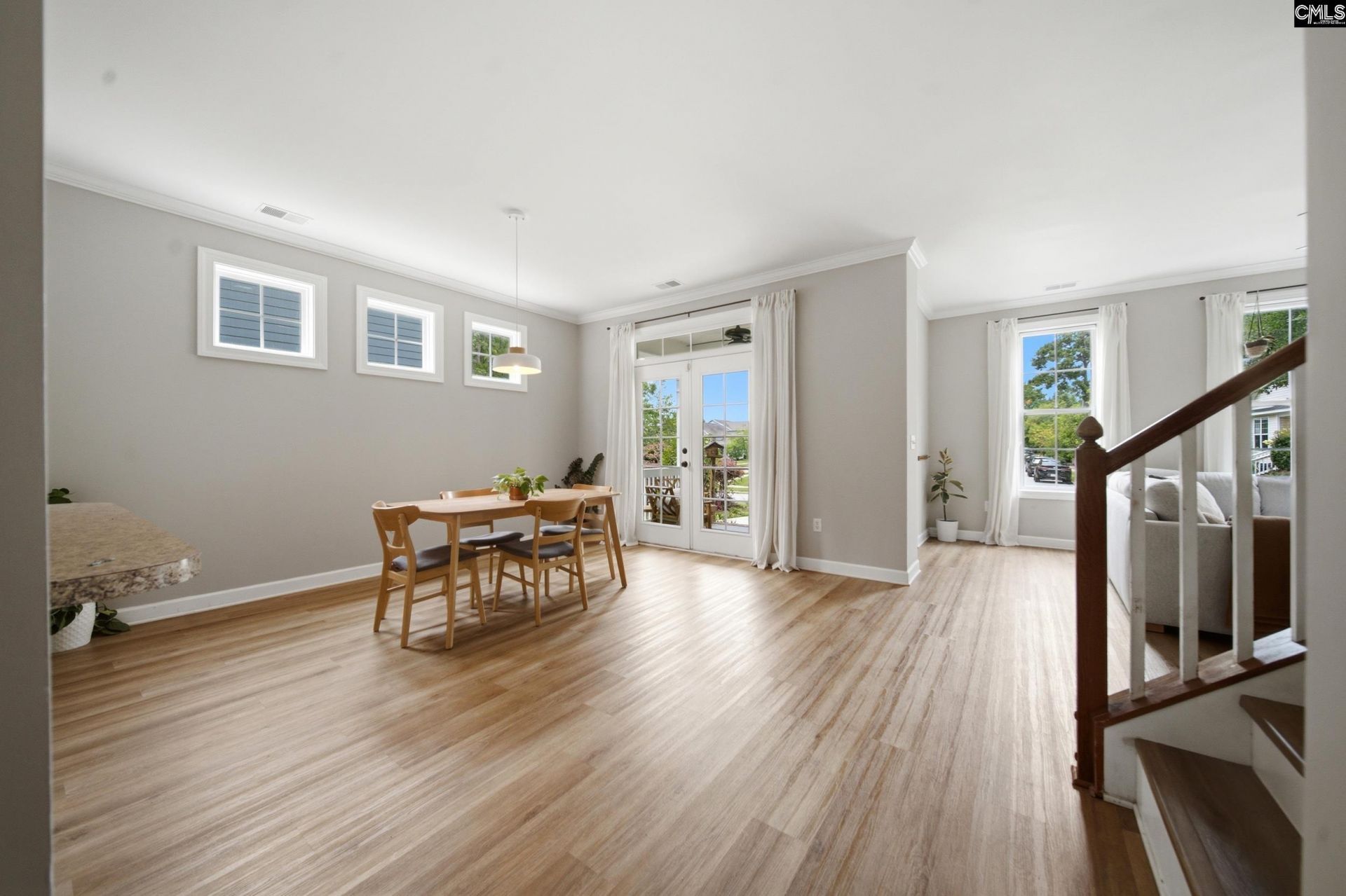 229 Woodleigh Park Drive  Photo 8