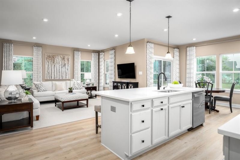 9100 Aideen Dr  Photo 2